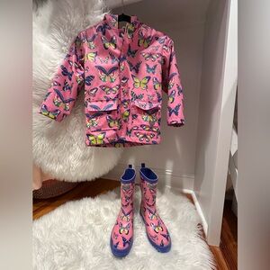 🦋Hatley girls matching Butterfly raincoat (size 7) and rain boots (size 1)